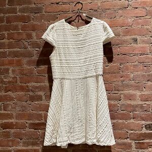 Alice + Olivia White Textured Short Sleeve Fit & Flare Mini Dress, Size 10
